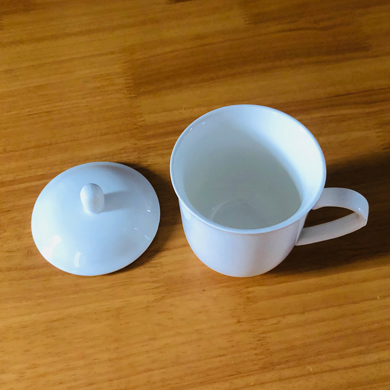 Jingdezhen ceramic cups with cover office keller cup and pure white porcelain cup tea cup custom printed LOGO