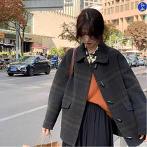 Plaid woolen coat women 2021 autumn and winter new small man Korean version of Heben style temperament woolen coat short