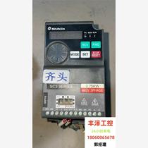 Shilin inverter second-hand disassembly 380V 0 75KW appearance is intact function needs to be inquired before bidding