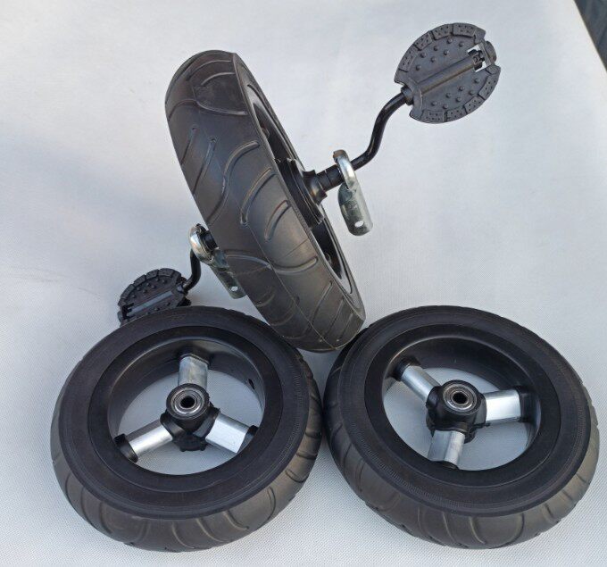Children's tricycle accessories aluminum alloy front wheel titanium air wheel general-purpose car