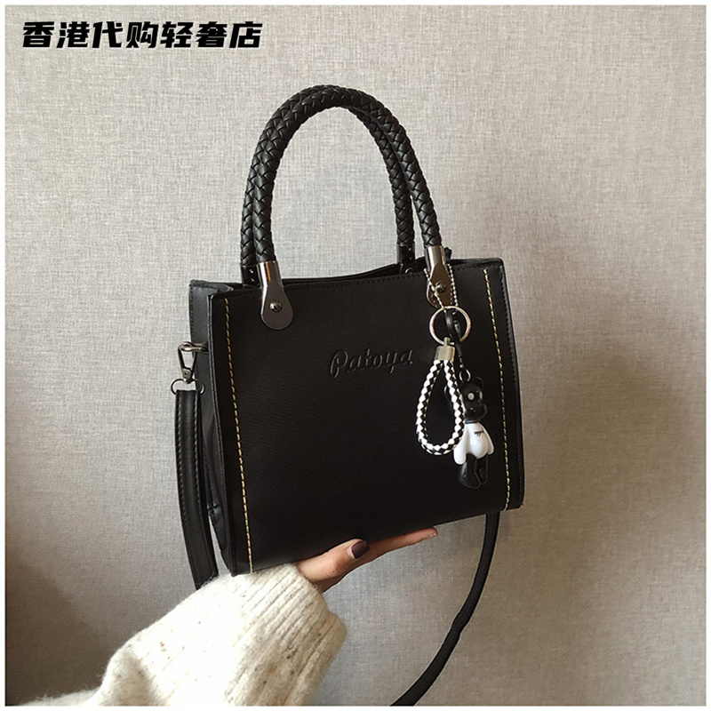 French official women's bag large capacity Soft leather new 100 hitch cow leather handbag with single shoulder diagonal satchel