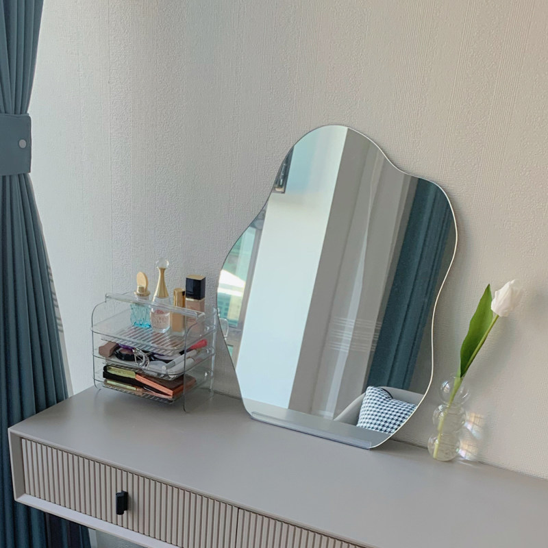 Cloud Alien Makeup Mirror LED Lights Dressing Desktop Student Dormitory Wall Wall Wall Red Bedroom Mirror