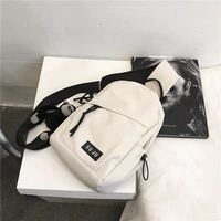 Белая подвеска, значок