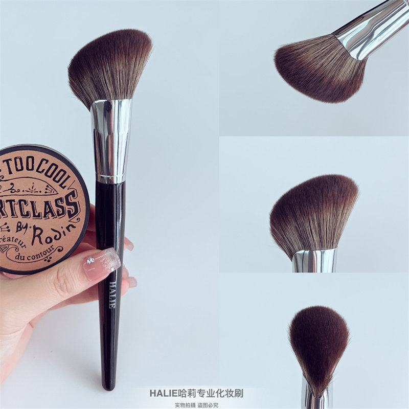 修容绝绝子！自用款镰刀修容刷超软毛阴影刷脸部轮廓化妆刷侧影刷