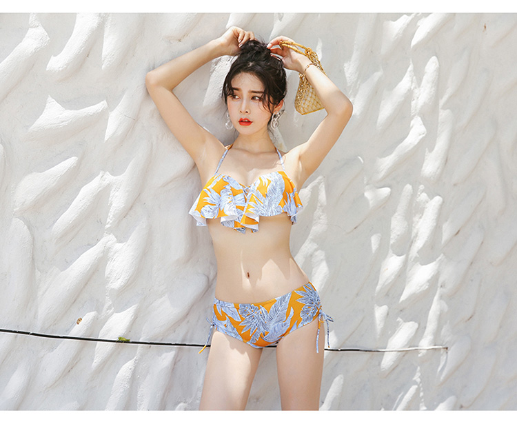 Quần đi biển Retro Cặp đôi bikini Đồ bơi ba mảnh Bảo tồn phụ nữ Slim Beach Kỳ nghỉ cho cặp đôi Đồ bơi 	đồ đôi đi biển cặp	