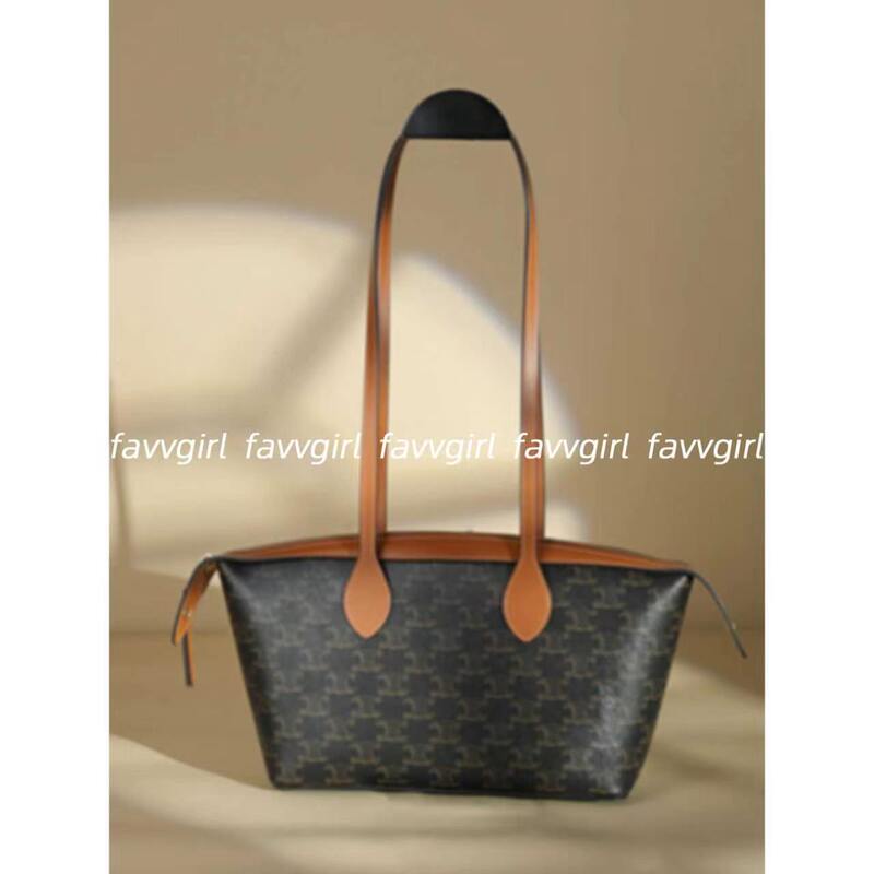 【Look for Favvgirl】Sweet Style~ Arc De Triomphe Baguette Bag in Cowhide~ New Shoulder Handbag