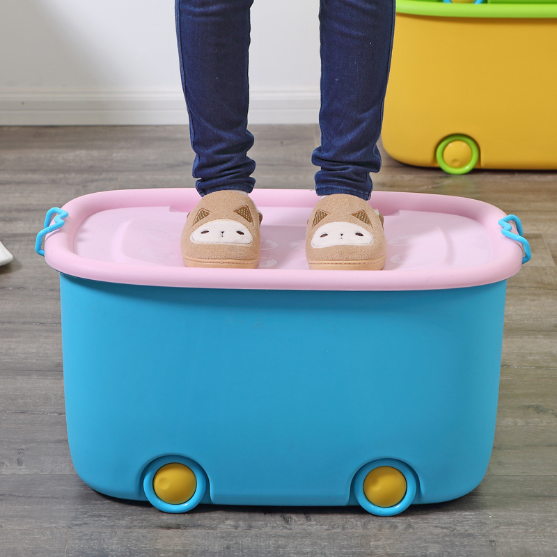 Storage box Plastic king size clothes storage box Toy finishing box Covered storage box Clearance three-piece set