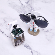 Creative sunglasses seat ornaments storage bracket cute pen holder astronaut eye sunglasses display stand