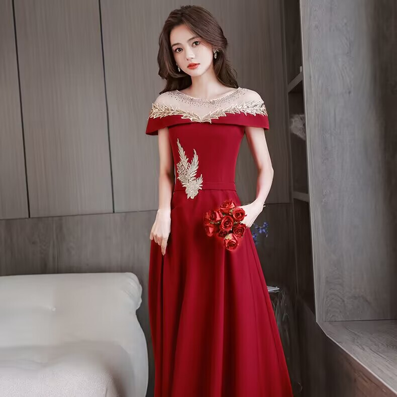 One-Shoulder Toast Dress for the Bride, Chinese-Style Red Wedding Engagement Dress, Hostess Evening Gown for the Bride