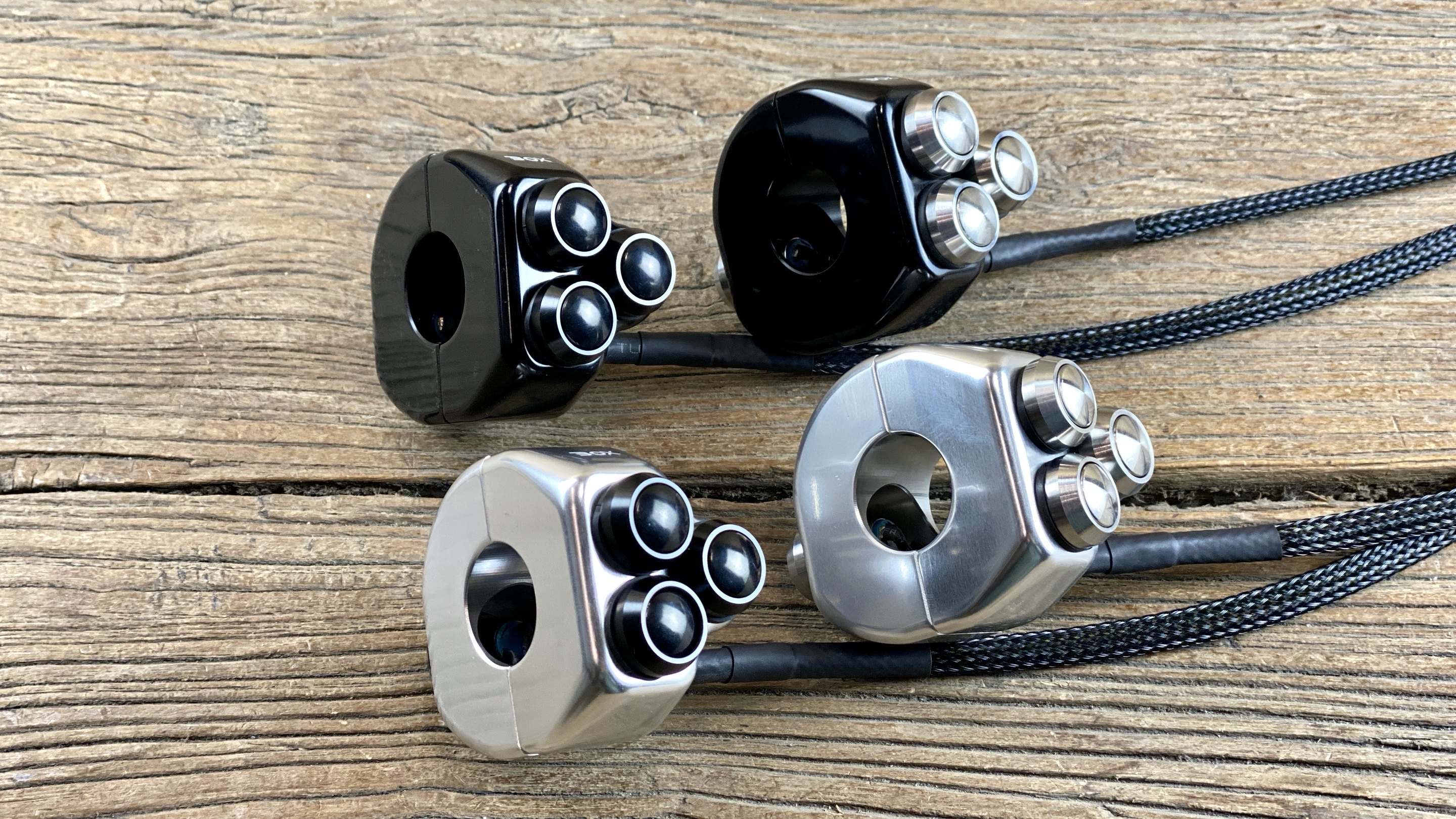 Locomotive retro retro simple switch Living room light locomotive switch multi-function simple double flash switch Universal