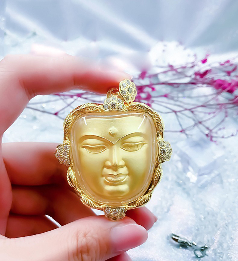 Thailand Buddha amulet