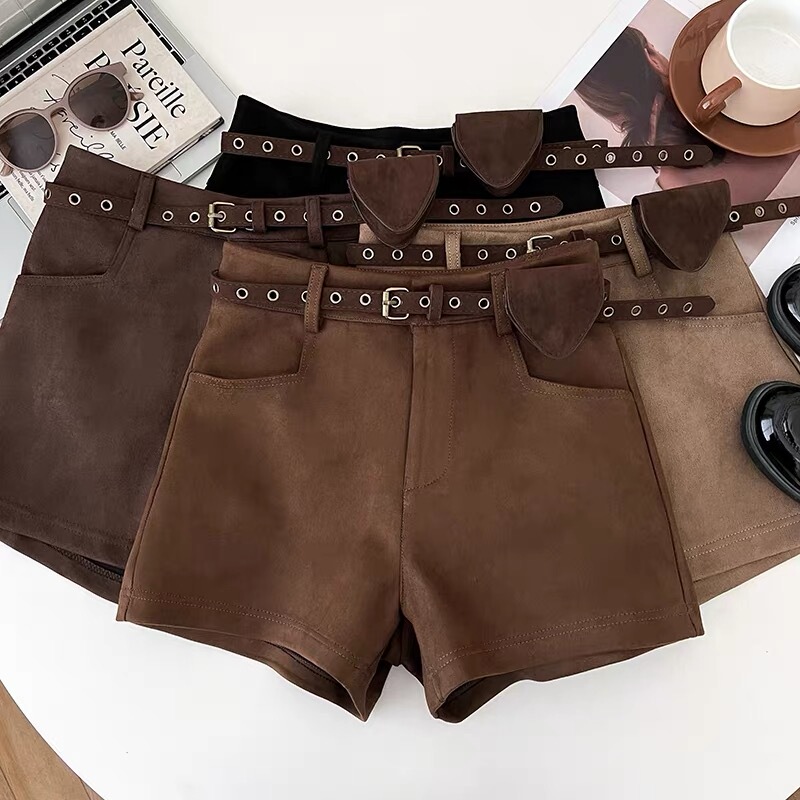 Vintage Brown Suede Shorts for Women, Spring Season, Plus-Size, Wide-Leg Casual Pants, High-Waisted, Slimming, Hip-Hugging A-Line Bootcut Pants