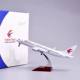 Simulated China Eastern Airlines 787 simulated passenger aircraft model with wheels and lights, gift