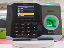 Zkteco entropy base central control U160 fingerprint attendance machine with network U disk wireless WIFI download can be set ID IC
