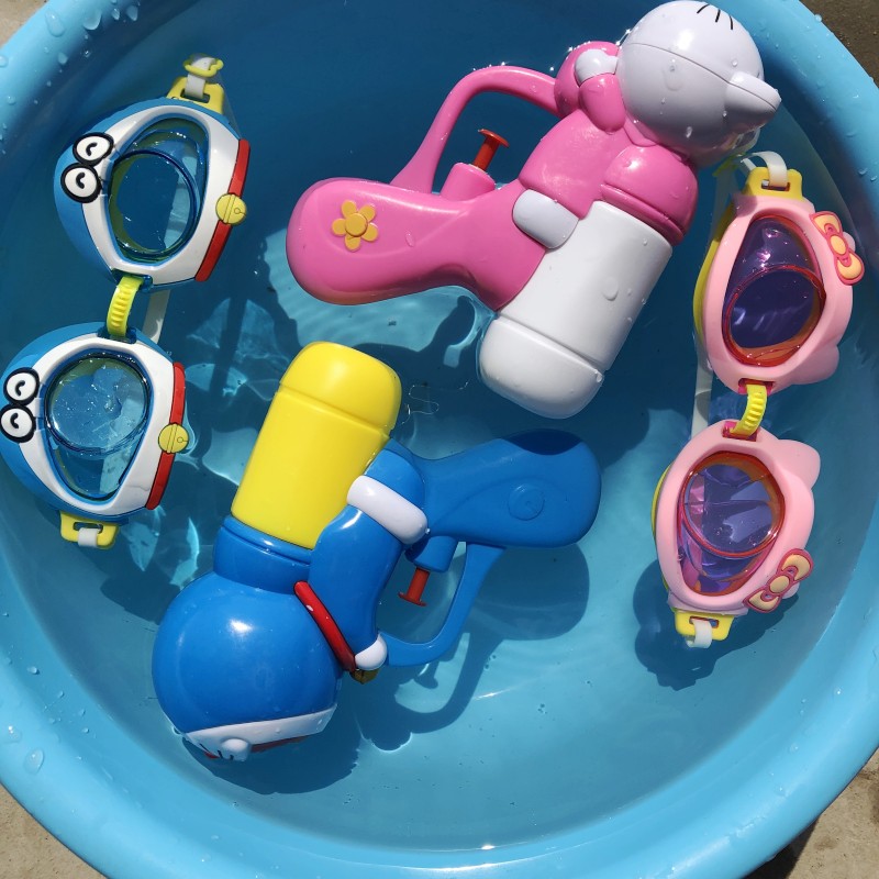 2022 new summer blue jingle cat small water gun with goggles suit girl pink Hello water gun toy