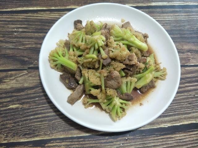 炒菜花,直接下锅就错了,这样做又香又脆