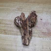 872 -- The downpour is expected to weigh 1 44 kilos