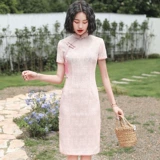 Зеленый ежедневный улучшенный Cheongsam 2025, новый стиль, молодая женщина, ретро, ​​мама, одежда для вступительных экзаменов в колледж, летнее платье