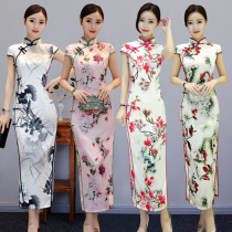 Long cheongsam 2021 new young girl retro slim temperament elegant catwalk performance dress