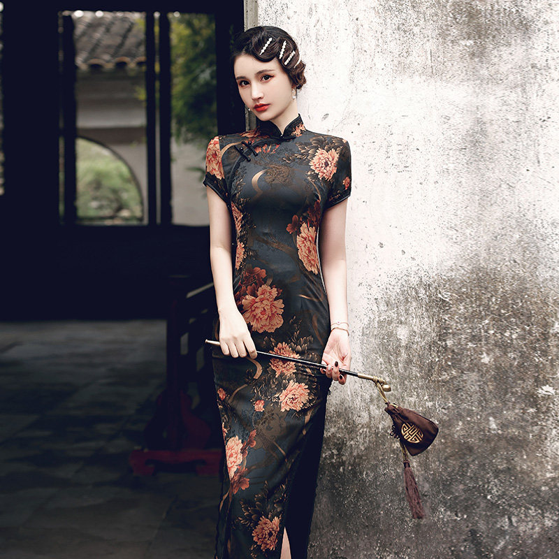 Long version of the qipao 2022 The new female Chinese national wind reigns with short sleeves elegance Old Shanghai Improved version of the dress