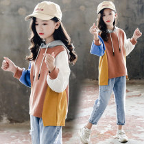 Girls spring and autumn suit 2021 new Korean version 6 middle and large virgin girl 8 casual 10 jeans 13-year-old two-piece set