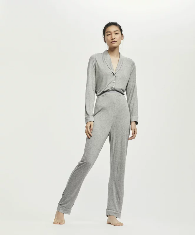 Oysho Mùa thu giảm giá Màu xám đường ống satin thoải mái đồ ngủ nhà nữ áo dài tay 31083605812 đồ ngủ đẹp