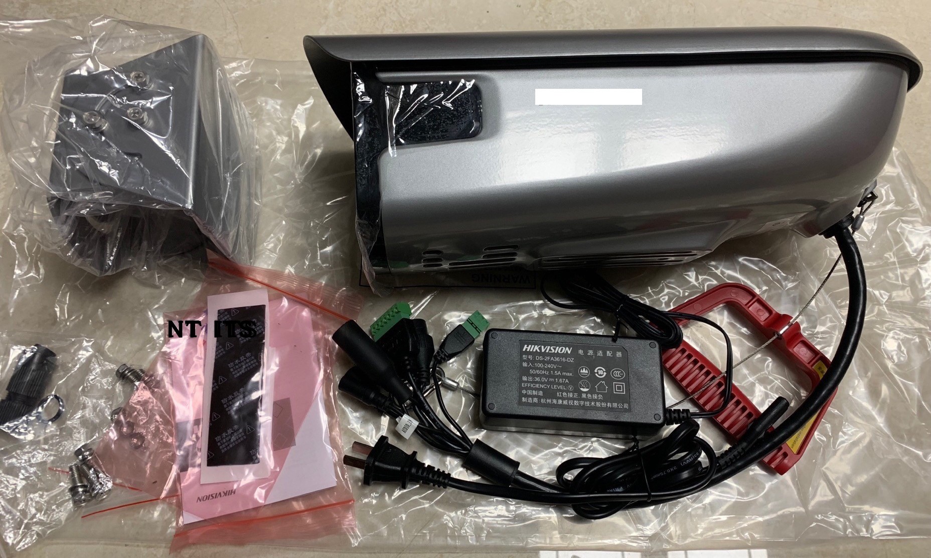 Spot Haikang DS-2CD7667F F-LZS 600 Wanfully structured white light AI face arrest camera