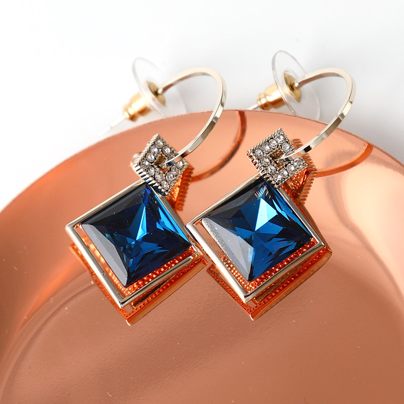 s925 Silver Needle Korea Temperament Superior Feel Earrings 2020 New Tide Ear Needle Mesh Red Fashion Personality Ear Ornaments Woman