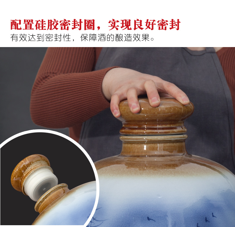 An empty bottle of jingdezhen ceramic jars 10 jins 20 jins 30 pounds it 50 kg waxberry wine bottle