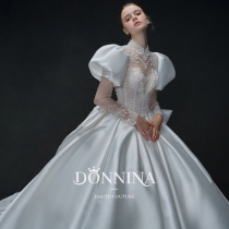 Donna < white light > wedding dress 2022 new bridal satin main yarn advanced bubble sleeves fluffy skirt long trailing tail