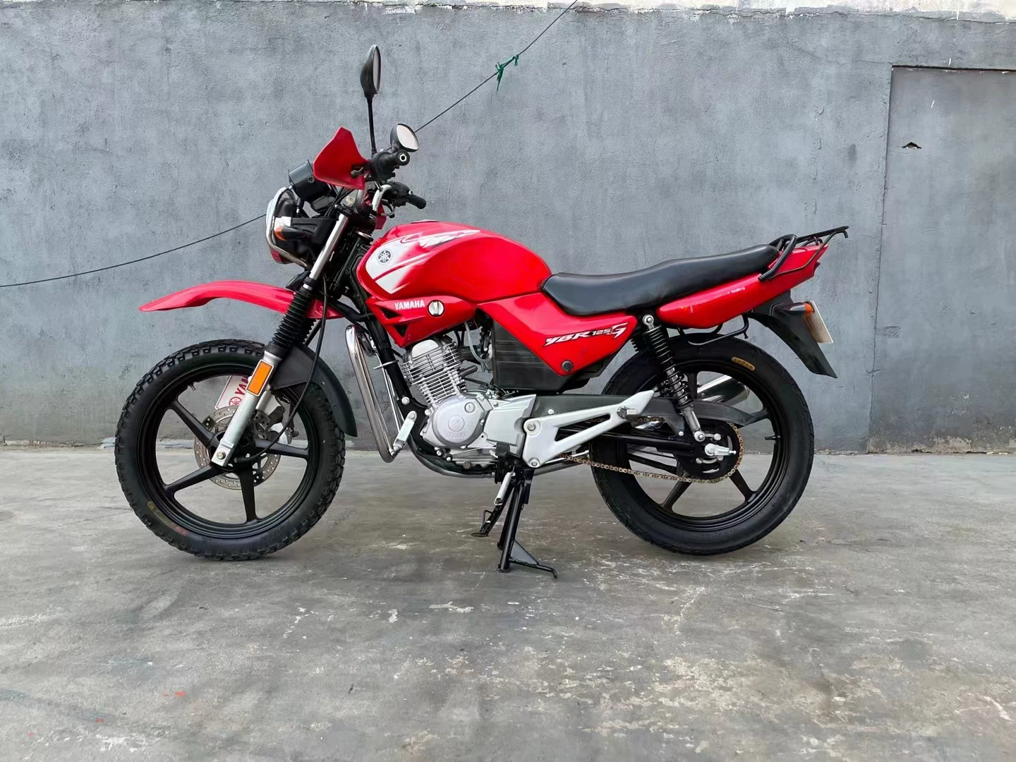 Внедорожный Yamaha Sky Sword 125cc мотоцикл мужской кросс-рейдинг Sky Halberd уличный автомобиль оригинал 90% нового