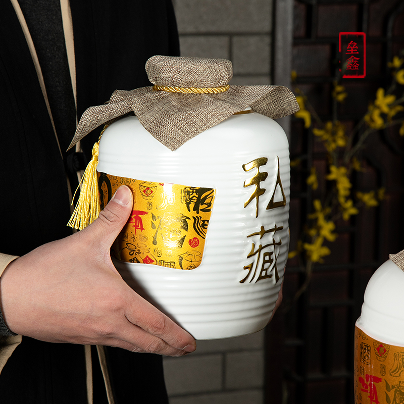 Jingdezhen ceramic bottle is empty bottle 1/2/3/5/10 with household pot small jar sealing liquor jugs