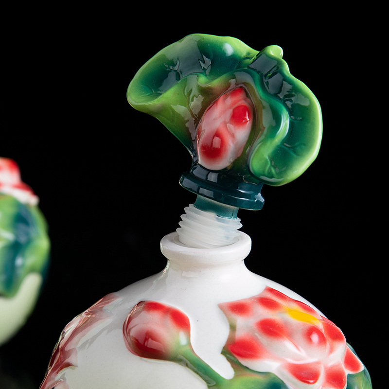 An empty bottle of jingdezhen ceramic fish home decorative furnishing articles lotus seal from year to year more hip flask 1 catty jugs