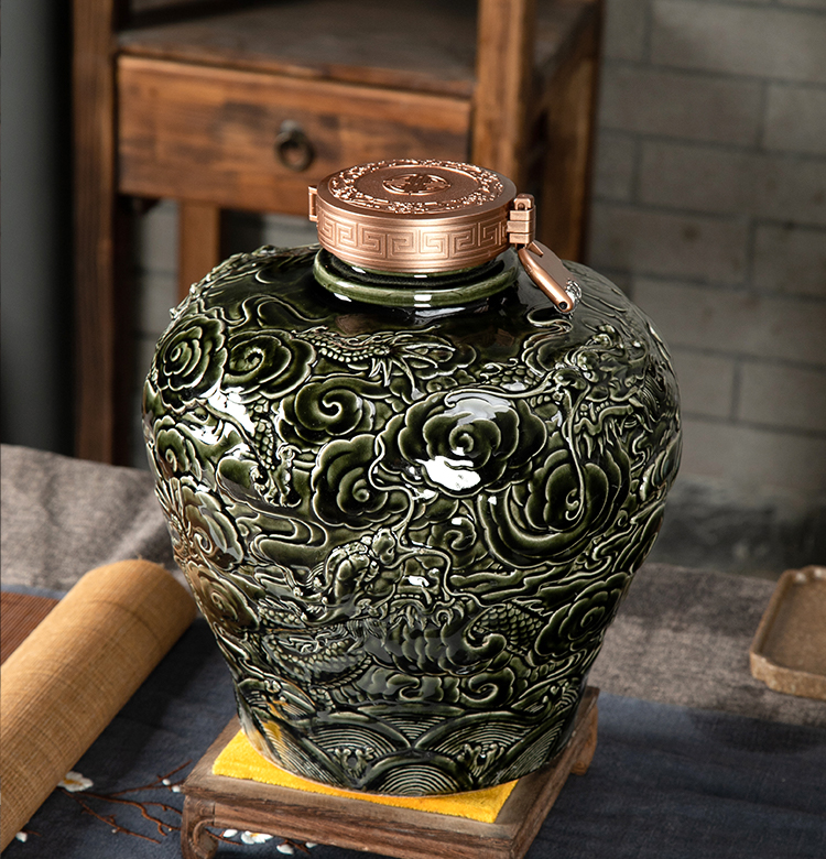 The Jar of jingdezhen ceramic seal aged 10 jins to restore ancient ways carved dragon mercifully wine Jar Jar of empty wine bottles