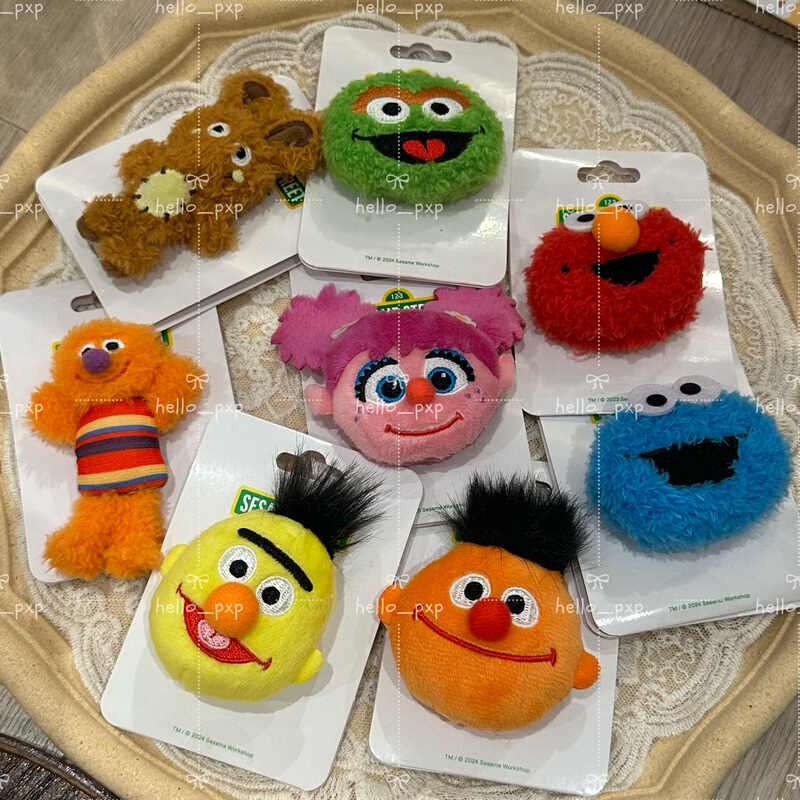 Authentic Japanese Sesame Street Store Elmo/Biscuit Monster/Bert/Ernie/Abby Cartoon Plush Pins