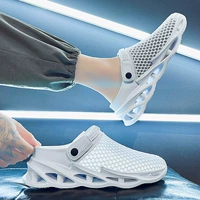 Два в белом