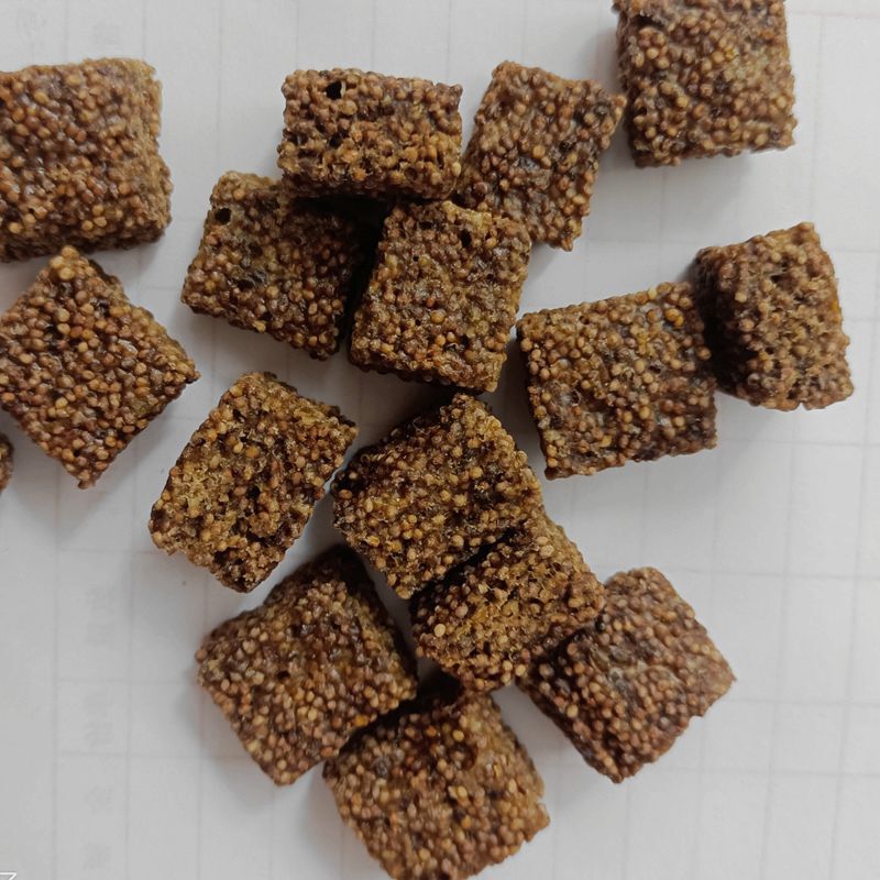 Chinese Medicinal Materials, Dodder Cake, Dodder Cake, Dodder Cake, Dried Vegetarian Cake, Tea, Soup and Wine Raw Materials 500g Chinese Medicinal Materials, Dodder Cake, Dodder Cake, Dodder Cake, Dried Vegetarian Cake, Tea, Soup and Wine Raw Materials 500g