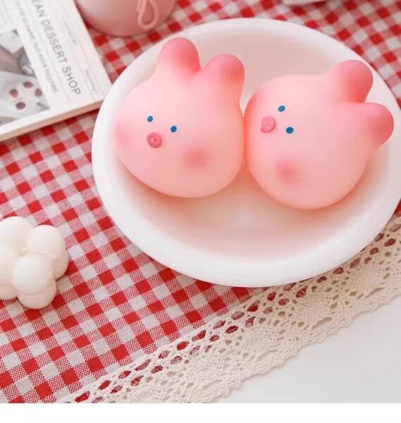 Креативные игрушки для детей 网红爆款偷偷藏不住解压兔捏捏乐玩具樱花猪减压按按乐办公室摆件 Other