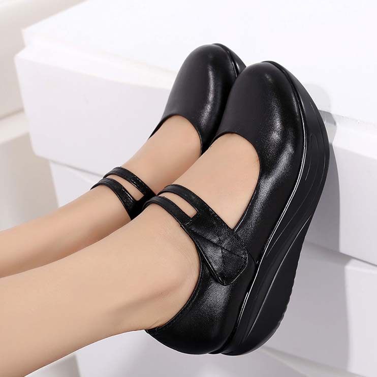 Spring and autumn new shallow mouth single shoes women's shoes leather round toe rocking shoes large size women's shoes 40-43 yards muffin platform shoes