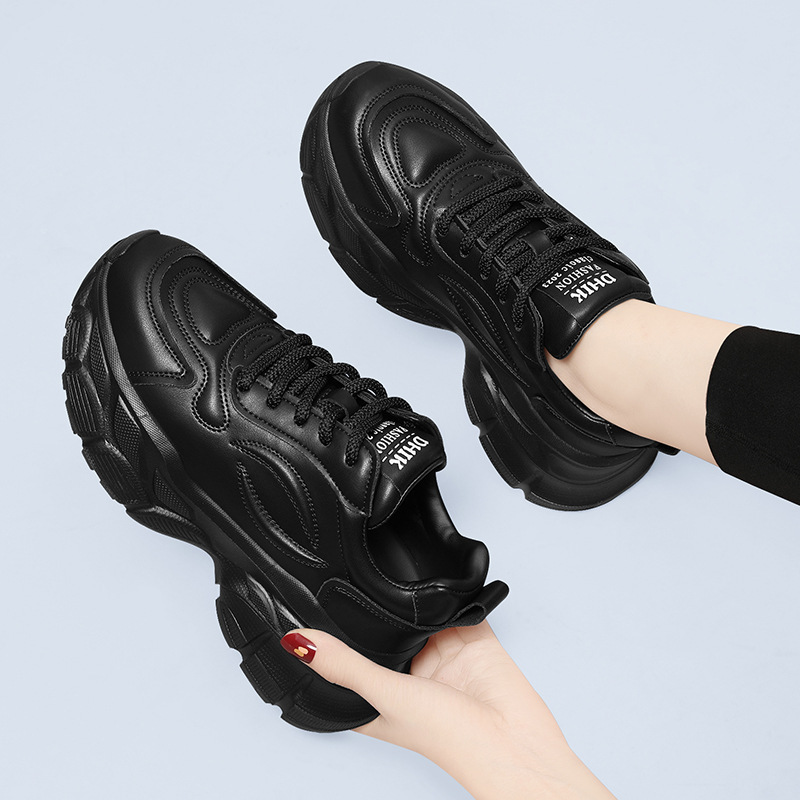 New Women's Shoes 2026 Spring and Autumn Casual Sneakers Black Thick-Soled Dad Shoes Comfortable Genuine Leather Versatile Running Shoes