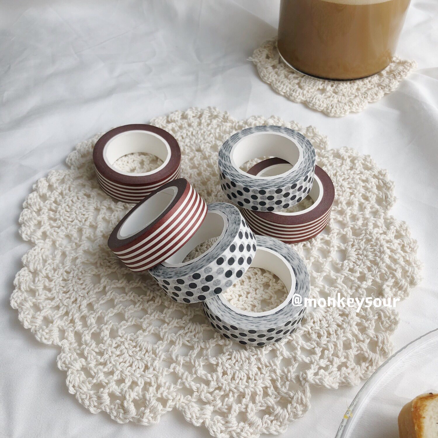 ins teen girl hands account all in Korean uproar dot black and white round dot brown stripe minima can be torn and paper adhesive tape