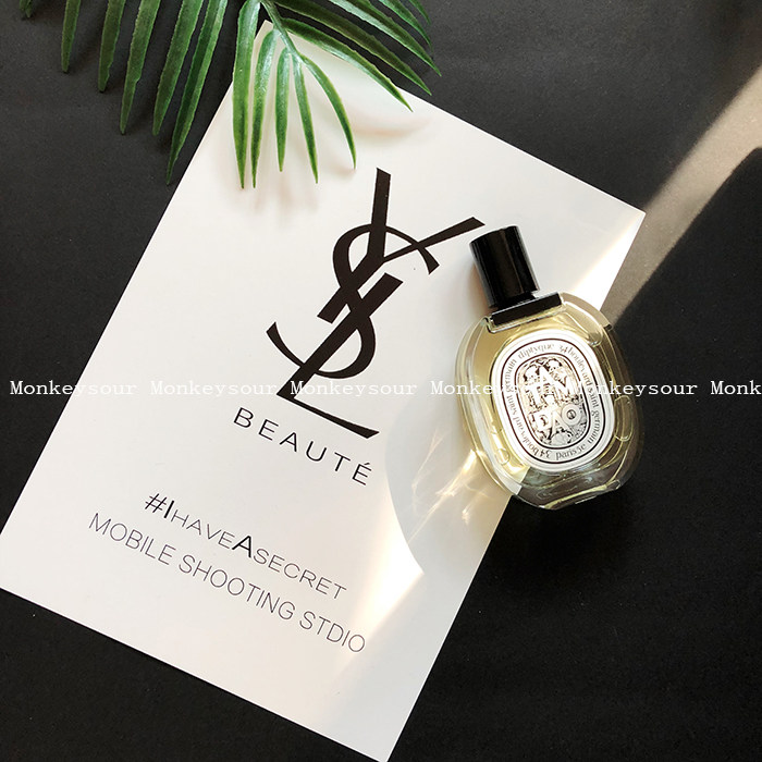 ins wind simple black and white Y SL poplar wood simple atmospheric big card shoot props to shoot