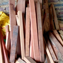 Burmese rosewood material square material frame material handle material 4 pounds 20 yuan (random delivery)