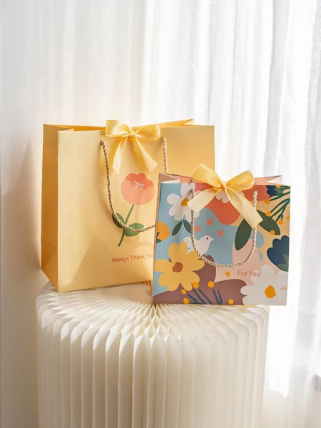 Minimalist Thanksgiving Day Empty Box Gift Bag