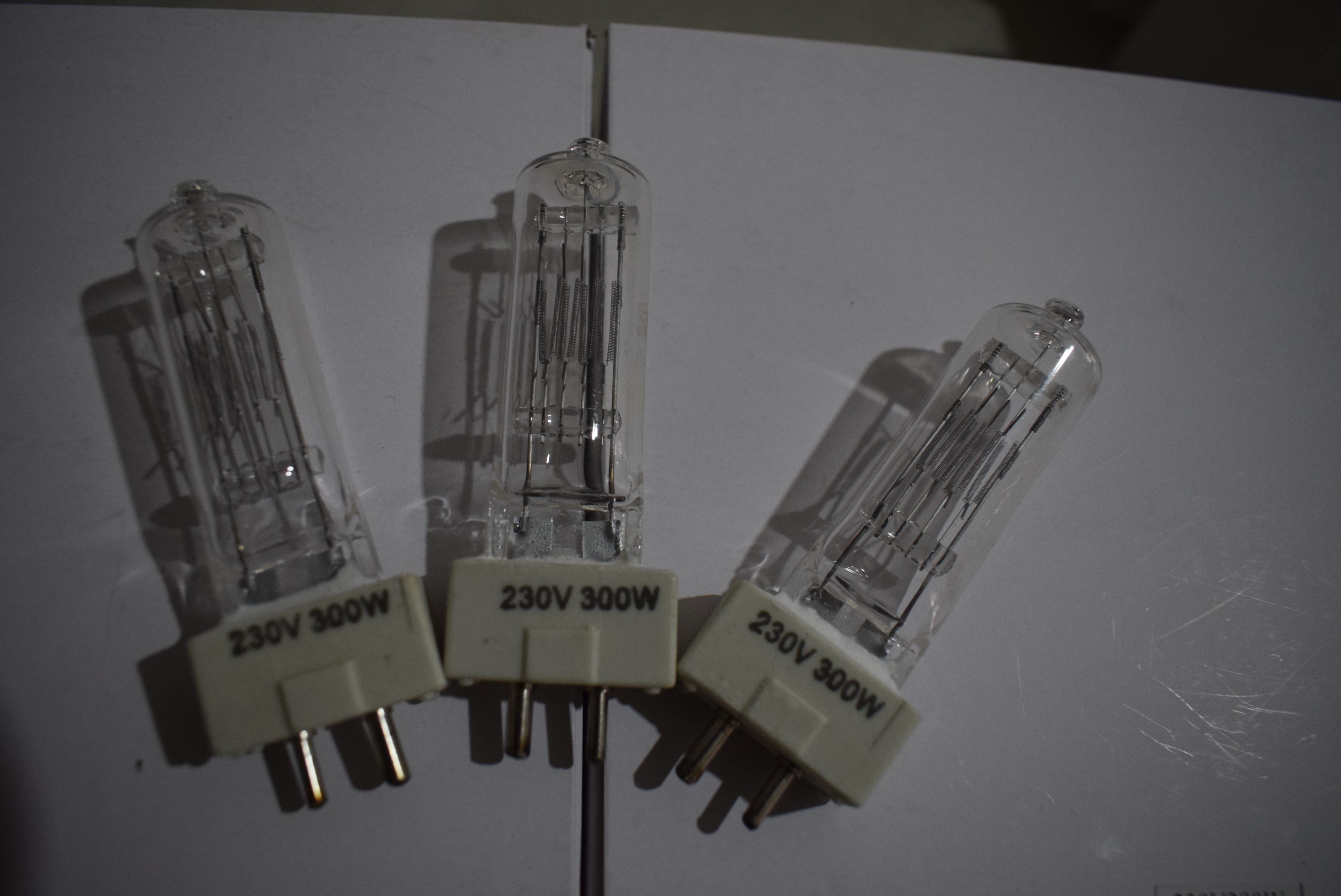 GX9 5GY9 5G15G22GY16G38 Searchlight bulb Sea sweep lamp Mercury hernia lamp 1000W2000W3000W