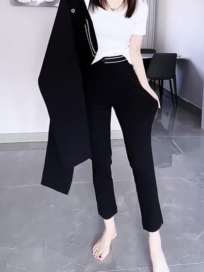 2025年夏季新款梨形身材直筒休闲烟管裤女大码胖mm显瘦九分西装裤