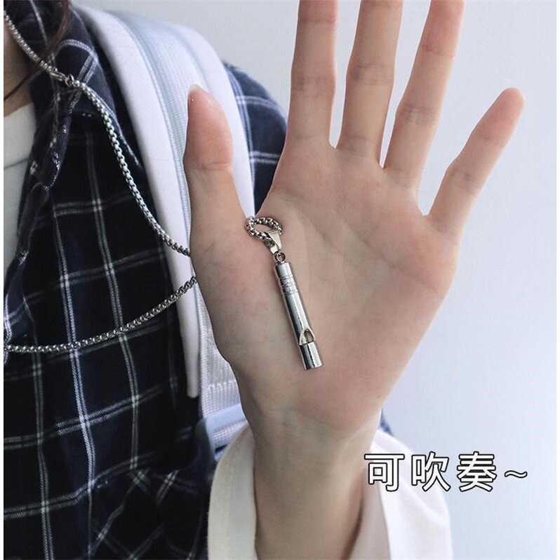 Can blow mouth whistle necklace hip-hop pendant ins lukewarm wind titanium steel 100 hitch chain-clad chain