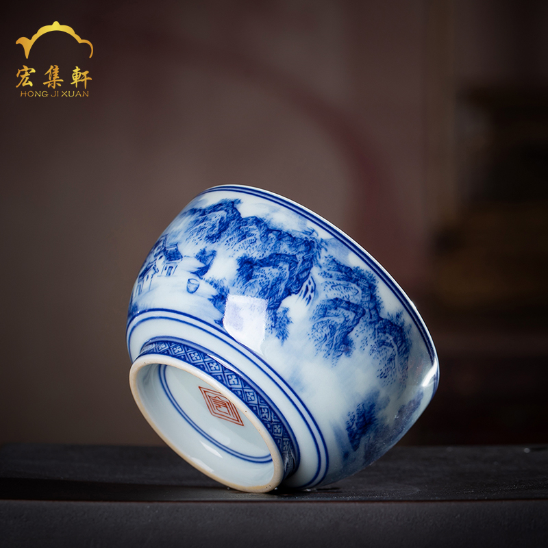 Kung fu masters cup ceramic cups jingdezhen blue and white landscape tea sample tea cup, hand draw archaize ceramics by hand