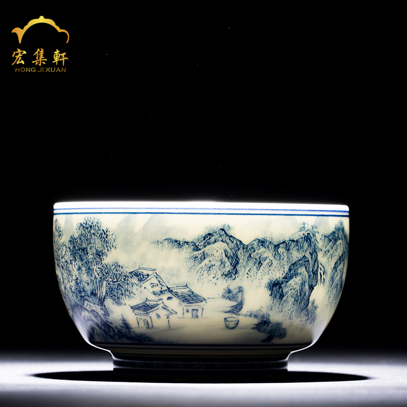Kung fu masters cup ceramic cups jingdezhen blue and white landscape tea sample tea cup, hand draw archaize ceramics by hand