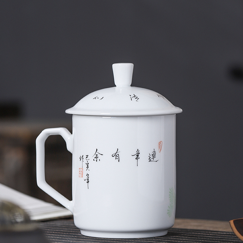 Jingdezhen ceramic cups pure hand - made cover cup of big capacity office mercifully cup gift cup lotus carp cup